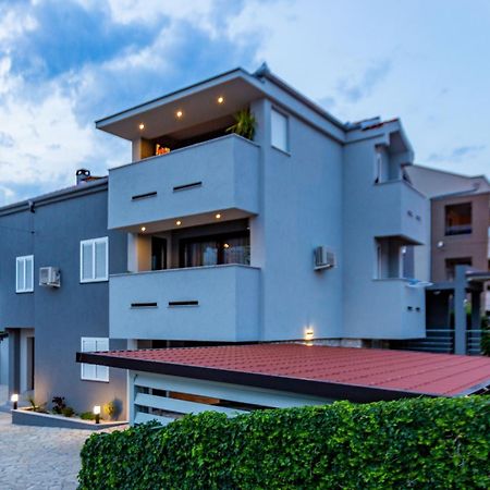 Katina Apartment With Private Pool Zadar Exterior foto